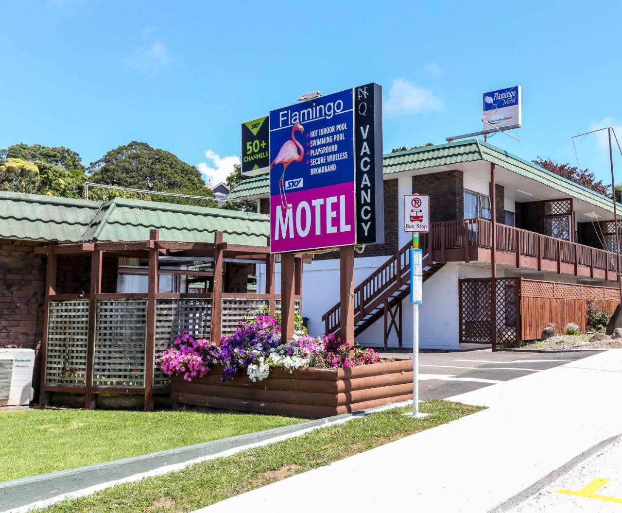 Flamingo Motel New Plymouth Exterior foto